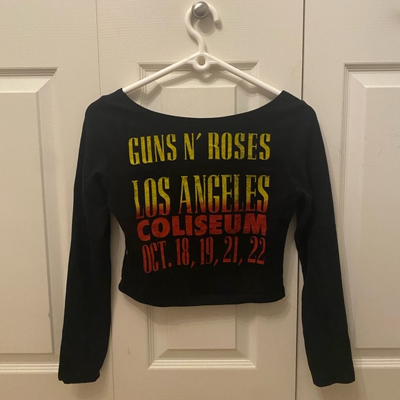 Guns and roses long sleeve top - Picture 2 of 2